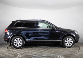 Подержанный автомобиль Volkswagen Touareg 2011 года (4 фото)