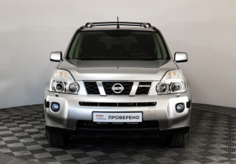 Подержанный автомобиль Nissan X-Trail 2007 года (2 фото)