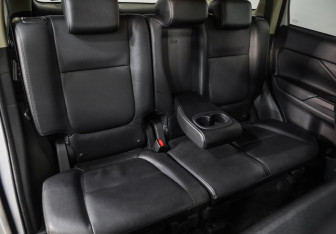 Подержанный автомобиль Mitsubishi Outlander 2017 года (25 фото)