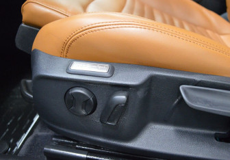 Подержанный автомобиль Volkswagen Passat Wagon 2019 года (16 фото)