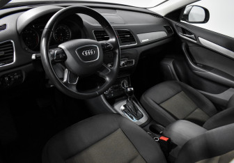 Подержанный автомобиль Audi Q3 2013 года (9 фото)