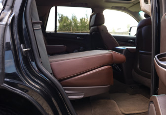 Подержанный автомобиль Chevrolet Tahoe 2016 года (38 фото)