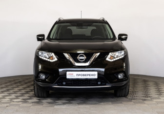 Подержанный автомобиль Nissan X-Trail 2015 года (2 фото)