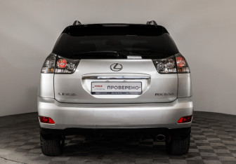 Подержанный автомобиль Lexus RX 2005 года (6 фото)