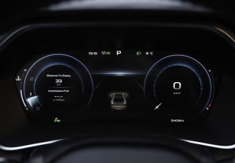 Подержанный автомобиль Geely Preface 2023 года (18 фото)