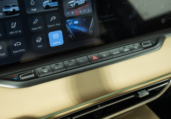 Подержанный автомобиль Voyah Free 2023 года (23 фото)