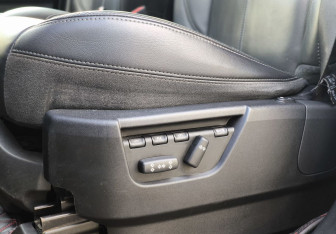 Подержанный автомобиль Land Rover Freelander 2014 года (30 фото)