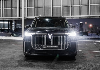 Подержанный автомобиль Voyah Dream 2023 года (3 фото)