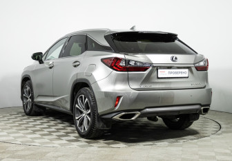 Подержанный автомобиль Lexus RX 2017 года (7 фото)