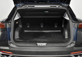 Подержанный автомобиль Omoda C5 2023 года (21 фото)