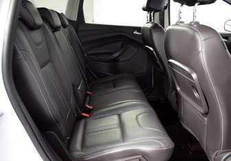 Подержанный автомобиль Ford Kuga 2013 года (7 фото)