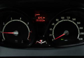 Подержанный автомобиль Ford Fiesta Hatchback 2009 года (12 фото)