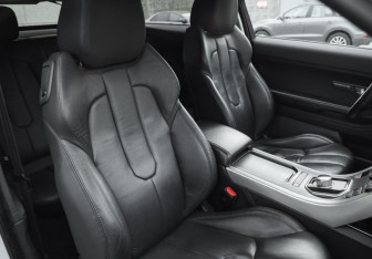 Подержанный автомобиль Land Rover Range Rover Evoque 2012 года (28 фото)