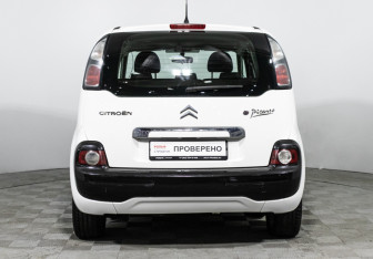 Подержанный автомобиль Citroen C3 Picasso 2010 года (6 фото)