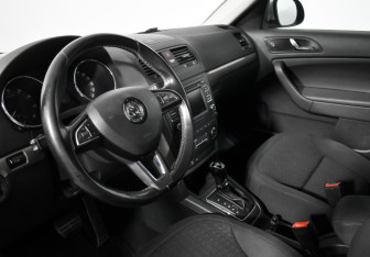 Подержанный автомобиль Skoda Yeti 2014 года (9 фото)