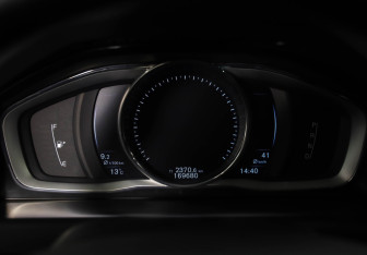 Подержанный автомобиль Volvo XC70 2015 года (12 фото)