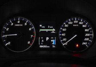 Подержанный автомобиль Mitsubishi Outlander 2019 года (21 фото)