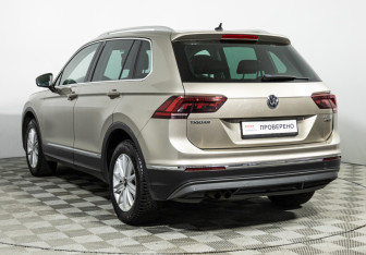 Подержанный автомобиль Volkswagen Tiguan 2017 года (7 фото)