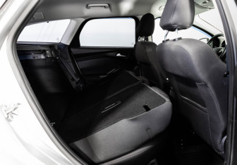 Подержанный автомобиль Ford Focus Wagon 2018 года (21 фото)