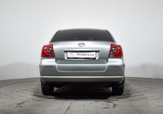 Подержанный автомобиль Toyota Avensis Sedan 2007 года (6 фото)