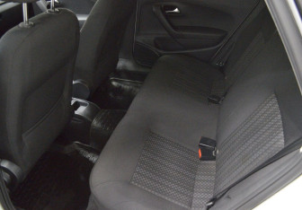 Подержанный автомобиль Volkswagen Polo Sedan 2016 года (11 фото)