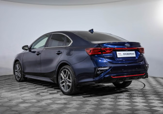 Подержанный автомобиль Kia Cerato Sedan 2021 года (7 фото)