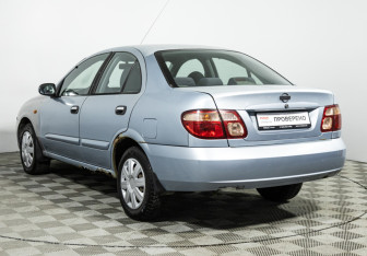 Подержанный автомобиль Nissan Almera Sedan 2004 года (7 фото)