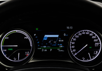 Подержанный автомобиль Toyota Camry Sedan 2020 года (36 фото)