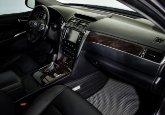 Подержанный автомобиль Toyota Camry Sedan 2016 года (14 фото)