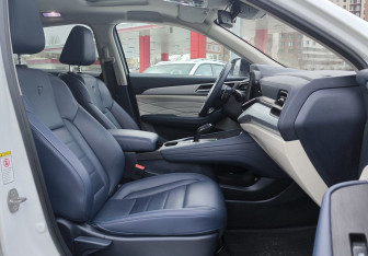 Подержанный автомобиль Haval F7x 2022 года (23 фото)