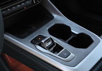 Подержанный автомобиль GAC GS3 2024 года (16 фото)