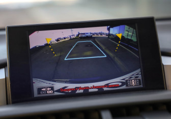 Подержанный автомобиль Lexus NX 2015 года (17 фото)