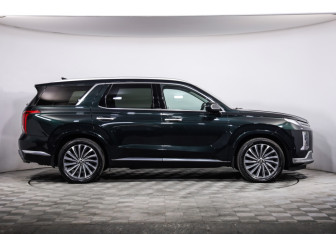 Подержанный автомобиль Hyundai Palisade 2024 года (4 фото)