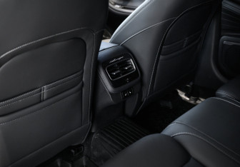 Новый Chery Arrizo 8 2025 (37 фото)