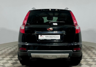 Подержанный автомобиль Geely Emgrand X7 2016 года (6 фото)