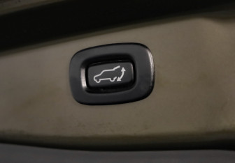 Подержанный автомобиль Mitsubishi Outlander 2020 года (29 фото)