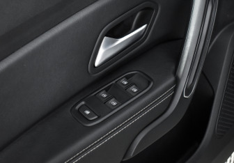 Подержанный автомобиль Renault Duster 2021 года (10 фото)