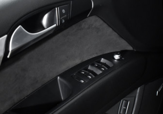 Подержанный автомобиль Audi Q7 2013 года (9 фото)