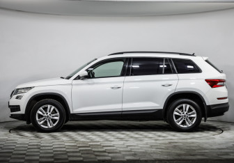 Подержанный автомобиль Skoda Kodiaq 2019 года (8 фото)