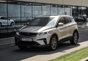 Подержанный автомобиль Geely Coolray 2020 года (3 фото)