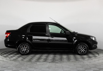Подержанный автомобиль LADA (ВАЗ) Granta Sedan 2021 года (4 фото)