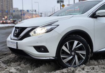 Подержанный автомобиль Nissan Murano Suv 2021 года (8 фото)