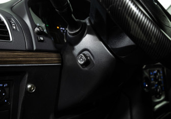 Подержанный автомобиль Toyota Land Cruiser Prado 2017 года (20 фото)