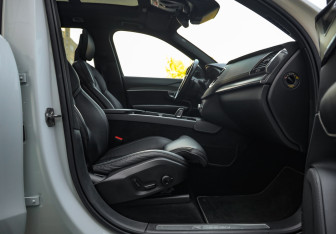 Подержанный автомобиль Volvo XC90 2019 года (31 фото)