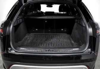 Подержанный автомобиль Land Rover Range Rover Velar 2019 года (22 фото)