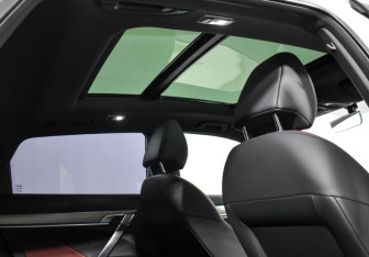 Подержанный автомобиль Geely Coolray 2023 года (16 фото)