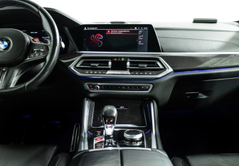 Подержанный автомобиль BMW X6 M 2021 года (14 фото)