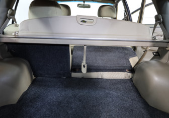 Подержанный автомобиль Kia Rio Wagon 2005 года (15 фото)