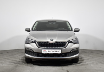 Подержанный автомобиль Skoda Rapid Liftback 2020 года (2 фото)