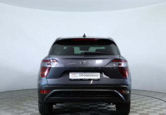 Подержанный автомобиль Hyundai Creta 2021 года (7 фото)